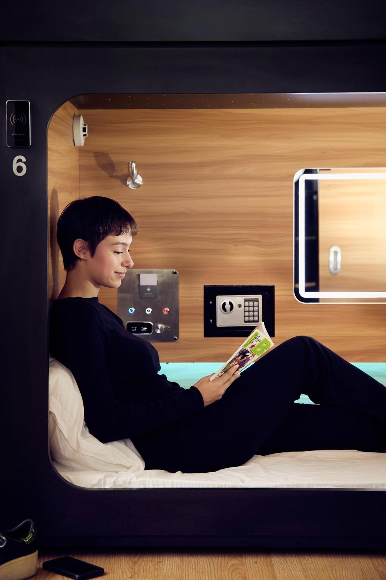 Capsule Hotel Montreal Zewnętrze zdjęcie