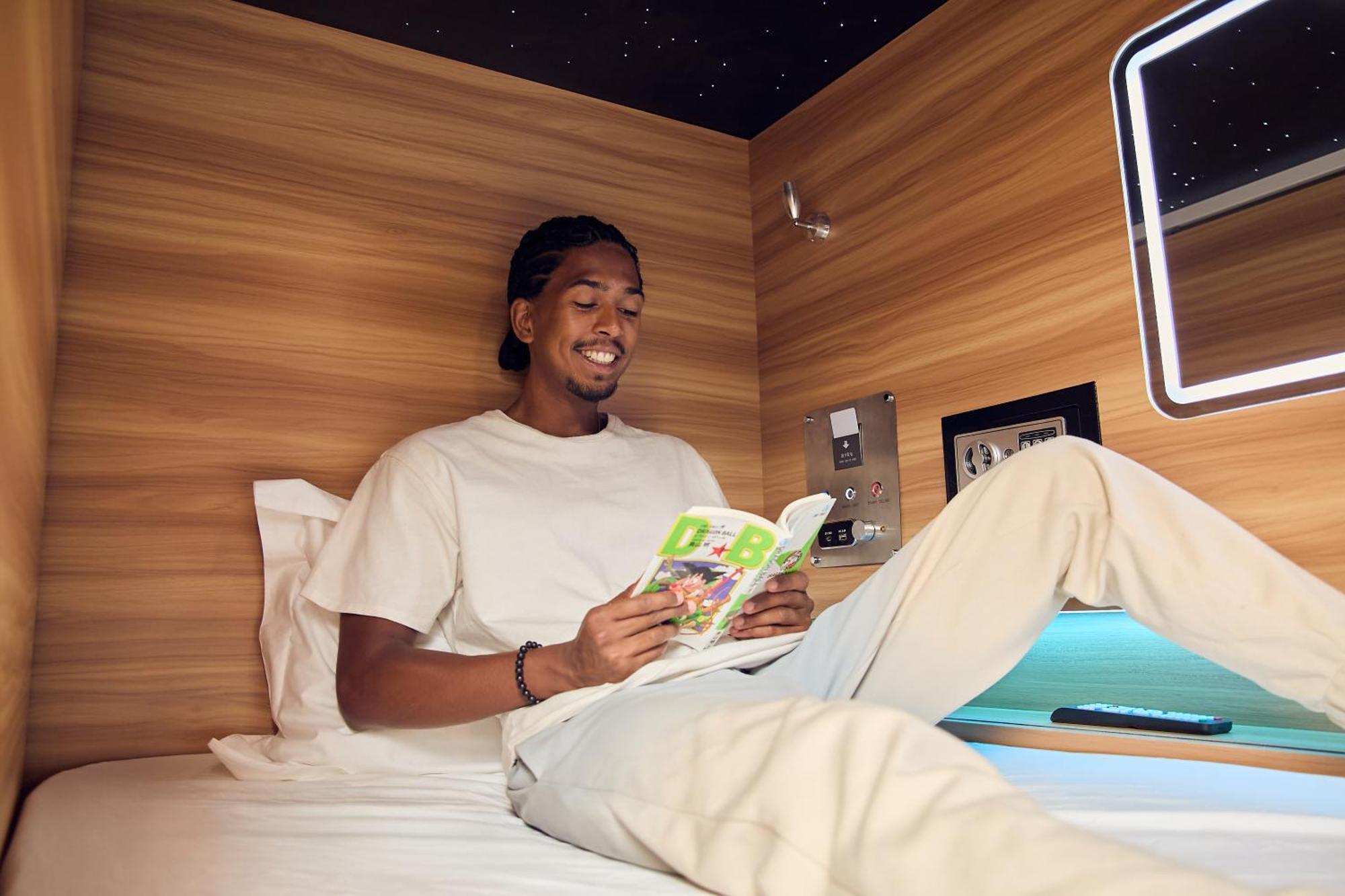 Capsule Hotel Montreal Zewnętrze zdjęcie
